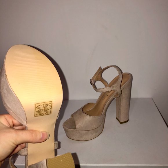 ASOS Suede Platform Heels - Picture 4 of 4